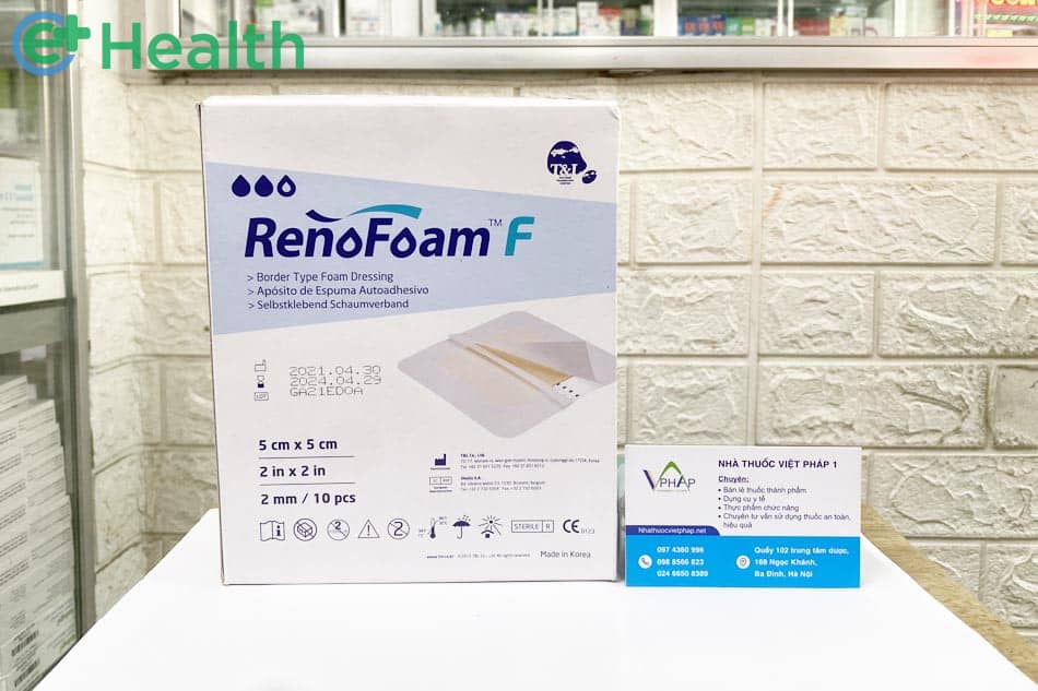 Hình ảnh miếng dán RenoFoamF được chụp tại Nhà thuốc Việt Pháp 1
